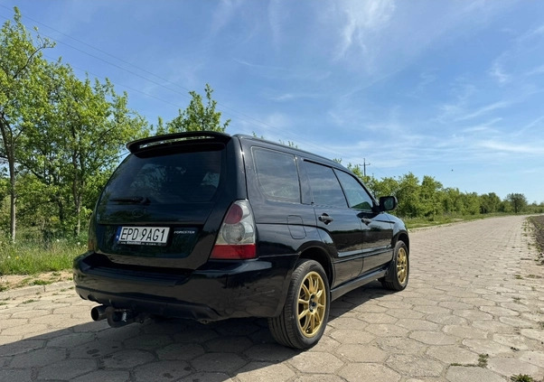 Subaru Forester cena 32900 przebieg: 284000, rok produkcji 2005 z Supraśl małe 154